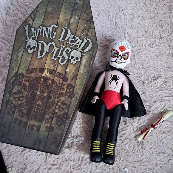 El Luchador- vintage Living Dead Doll w box and death cert! Masked wrestler! - Picture 3 of 12